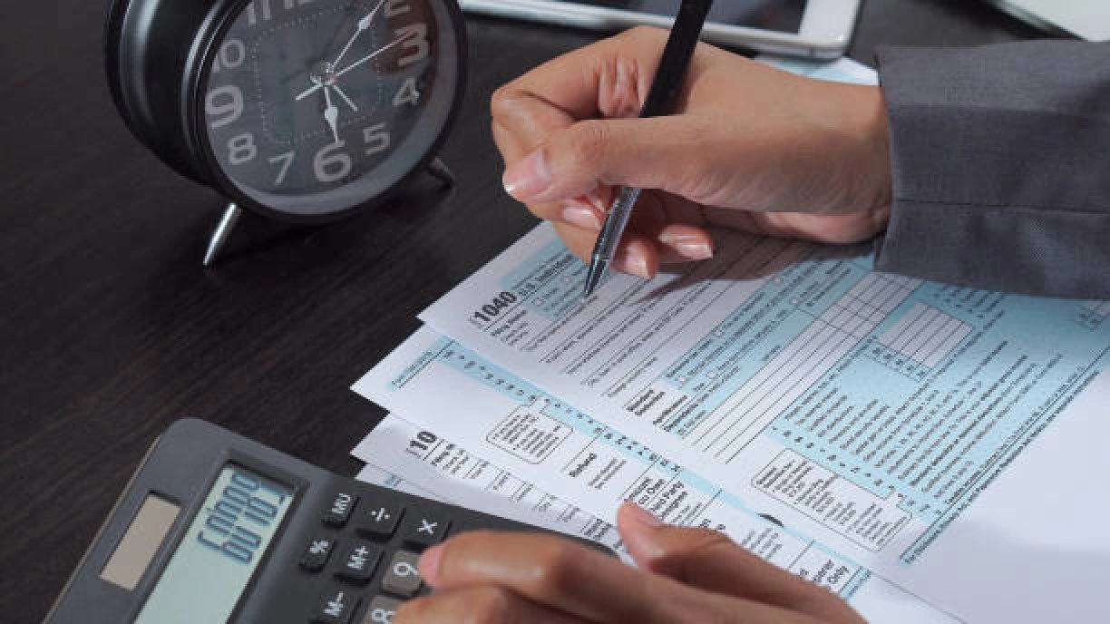 Professional Tax Return Due Dates in Maharashtra: Monthly Vs Annual Filing Explained